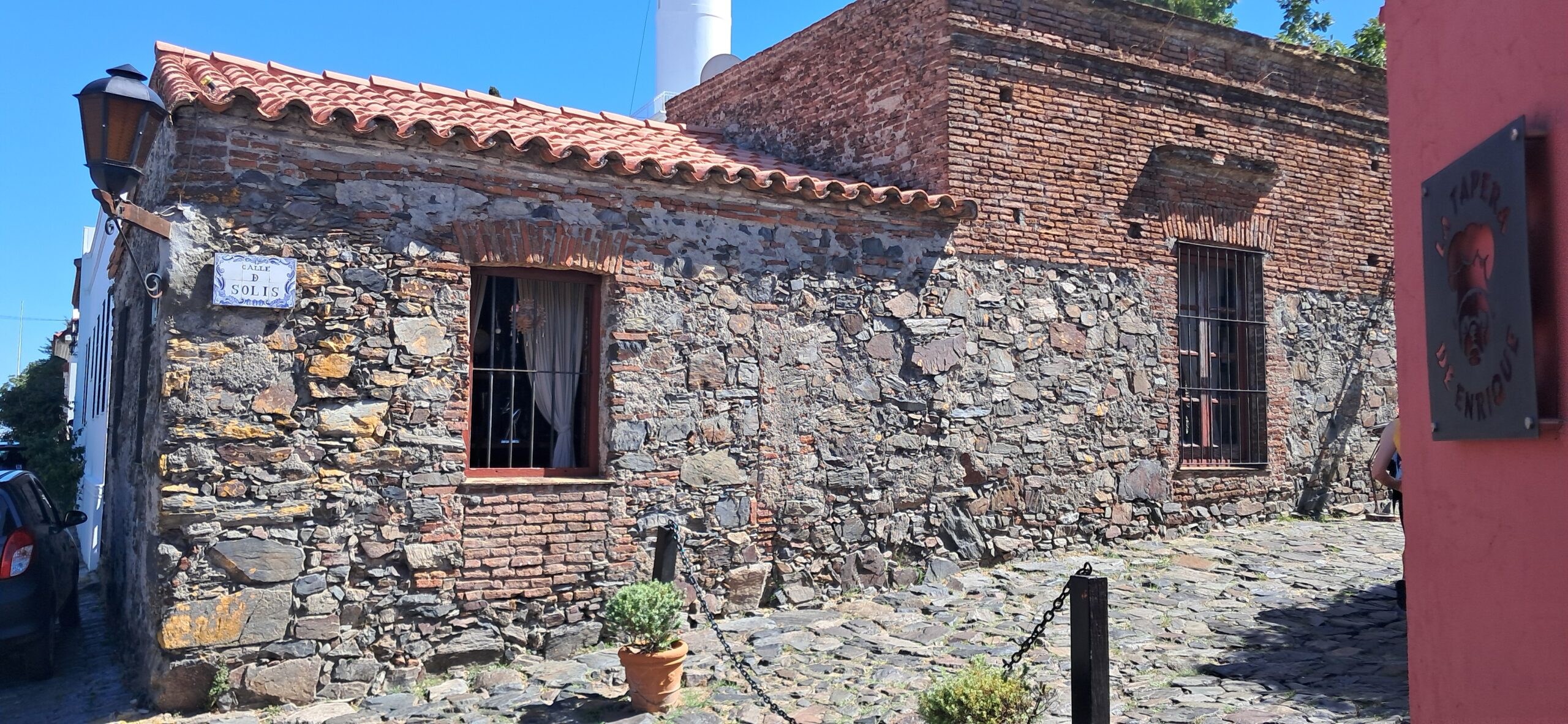 COLONIA DEL SACRAMENTO: VAN ‘N BESKEIE KUS NEDERSETTING, GEBEITEL UIT KONFLIK EN IDEALISME, TOT ‘N JUWEEL TOERISTEBESTEMMING